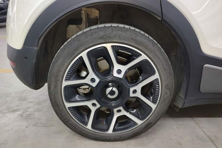 Used smart #1 2022 Pulse Heartbeat Edition Right Rear Wheel Hub