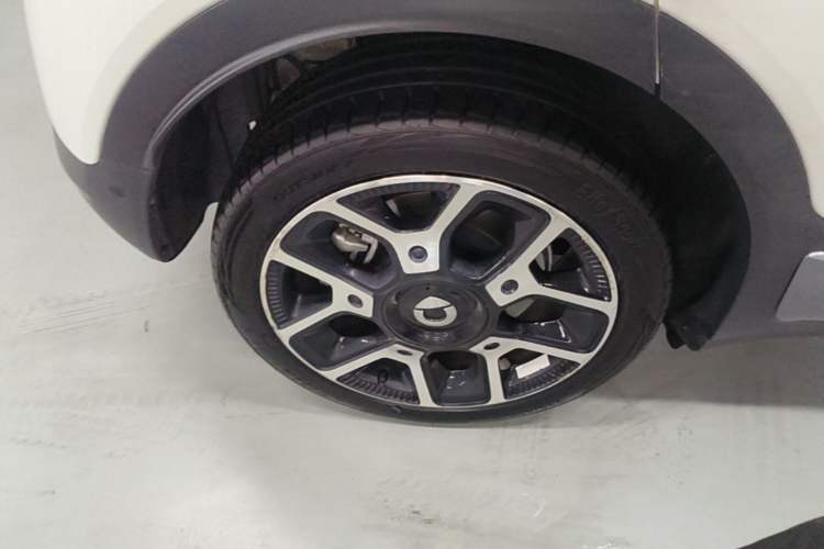 Used smart #1 2022 Pulse Heartbeat Edition Right Rear Wheel Hub