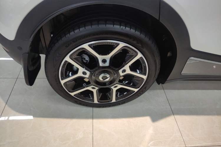 Used smart #1 2022 Pulse Heartbeat Edition Right Rear Wheel Hub