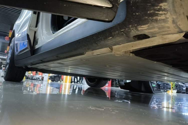 Used smart #1 2022 Premium Edition Right Side Sill