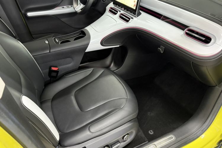 Used smart #1 2022 Pulse Heartbeat Edition Right Front Seat