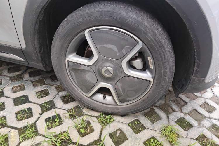 Used smart #1 2023 Pro Edition Right Front Wheel Hub
