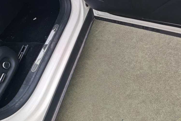Used smart #1 2023 Pro Edition Right Side Sill