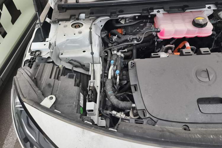 Used smart #1 2024 Premium Edition Engine Bay Right