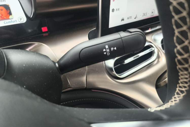 Used smart #1 2024 Dynamic Luxury Edition Gear Lever