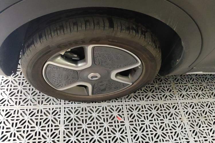 Used smart #1 2024 Dynamic Long-Range Edition Left Front Wheel Hub