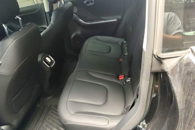 Used smart #1 2024 Dynamic Long-Range Edition Left Rear Seat