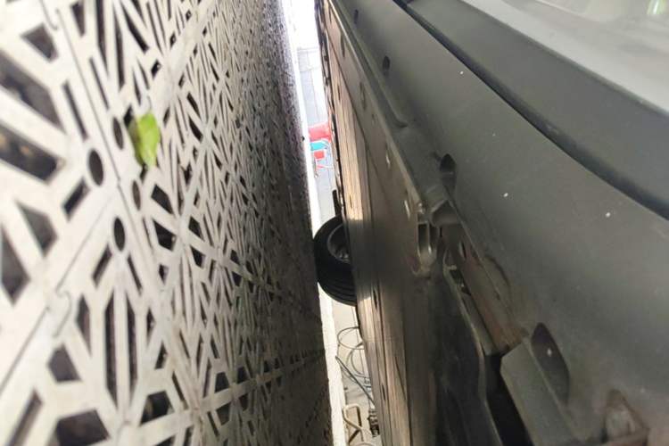 Used smart #1 2024 Dynamic Long-Range Edition Left Side Sill