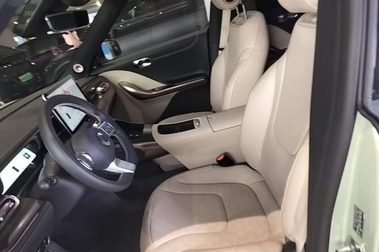 Used smart #1 2024 Dynamic Luxury Edition Left Front Seat