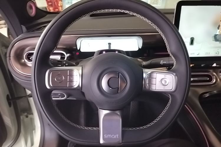 Used smart #1 2024 Dynamic Luxury Edition Steering Wheel