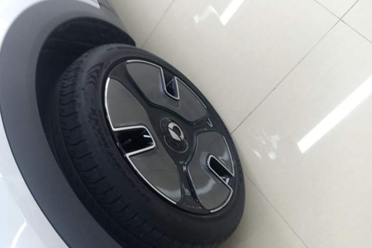 Used smart #1 2024 Premium Edition Left Front Wheel Hub