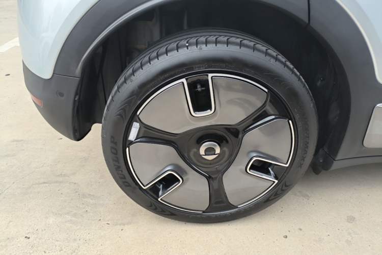 Used smart #1 2024 Premium Edition Right Rear Wheel Hub