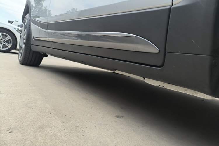 Used smart #1 2024 Premium Edition Right Side Sill