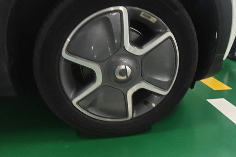Used smart #1 2024 Dynamic Long-Range Edition Exterior 7