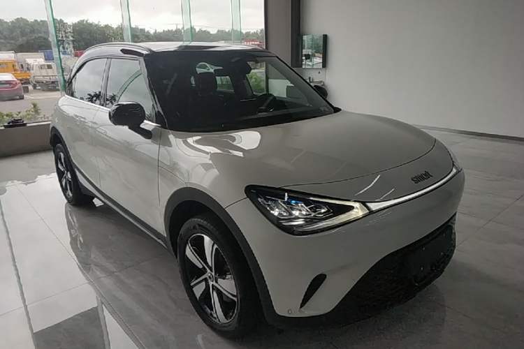 Used smart #1 2024 Dynamic Standard Edition Front Right 45 Deg