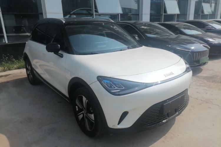 Used smart #1 2024 Dynamic Standard Edition Front Right 45 Deg