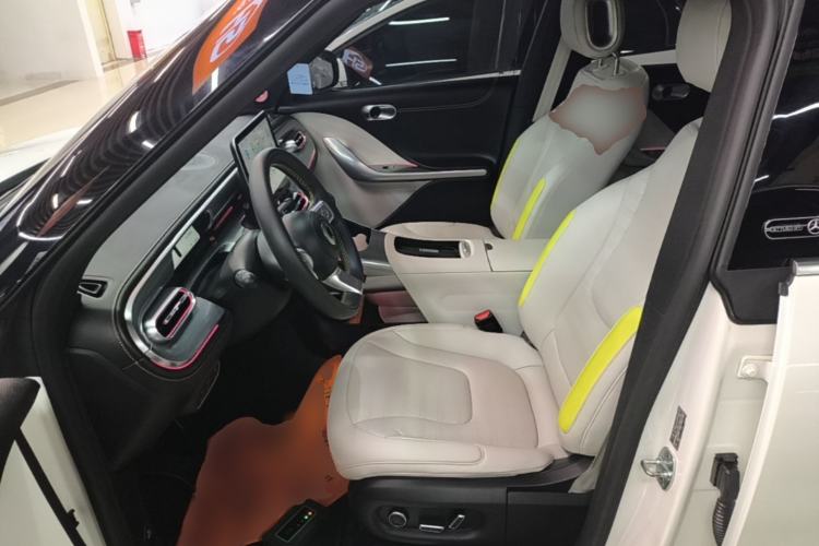 Used smart #1 2024 Dynamic Long-Range Edition Left Front Seat