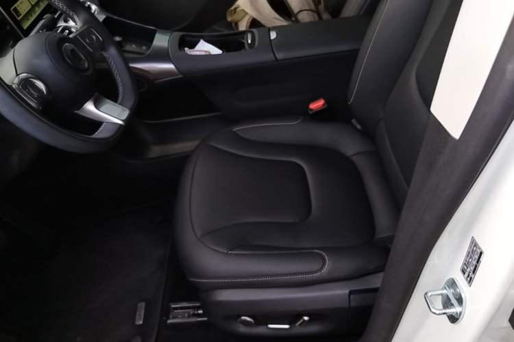 Used smart #1 2024 Dynamic Standard Edition Left Front Seat