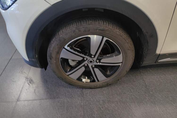 Used smart #1 2024 Dynamic Standard Edition Left Front Wheel Hub