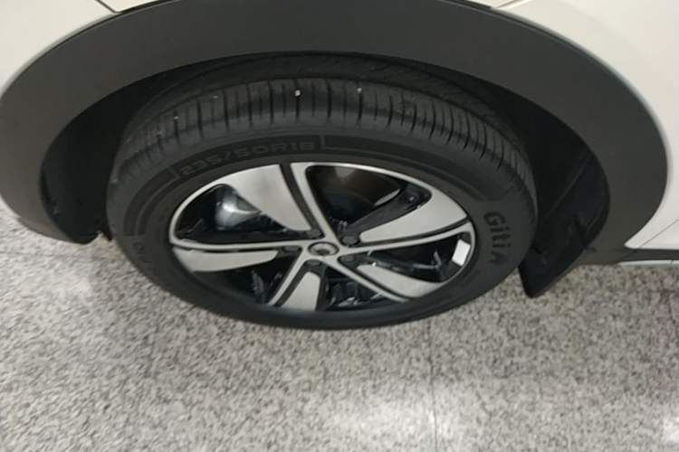 Used smart #1 2024 Dynamic Standard Edition Left Front Wheel Hub