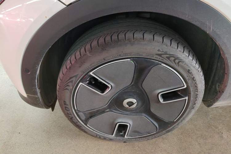 Used smart #1 2024 Premium Edition Left Front Wheel Hub