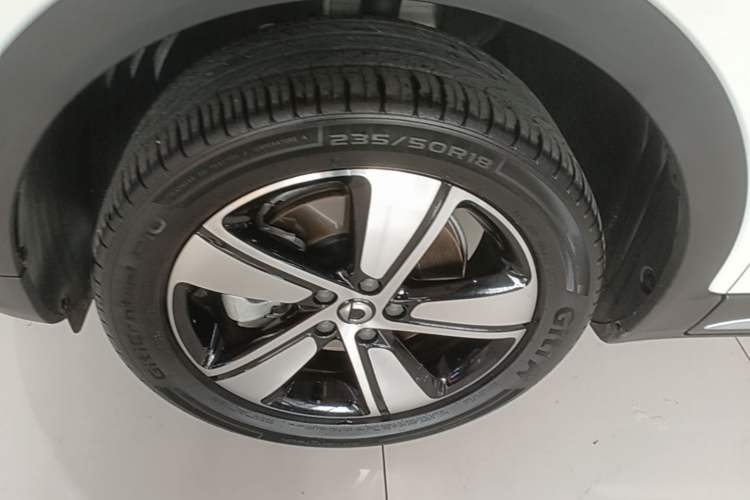 Used smart #1 2024 Dynamic Standard Edition Left Front Wheel Hub