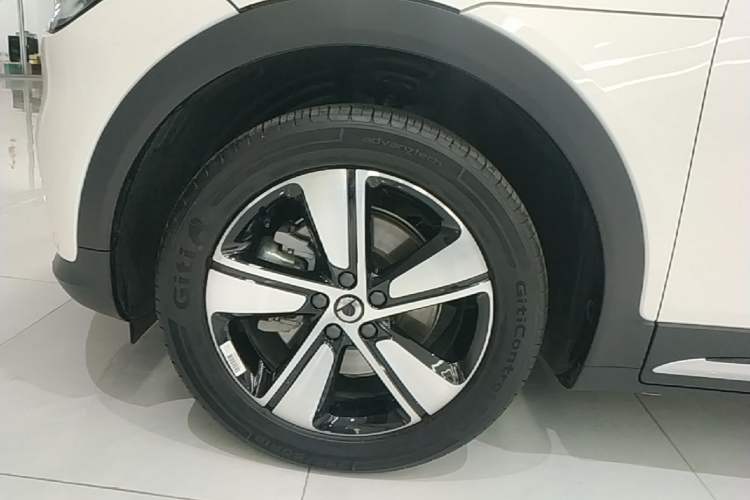 Used smart #1 2024 Dynamic Standard Edition Left Front Wheel Hub