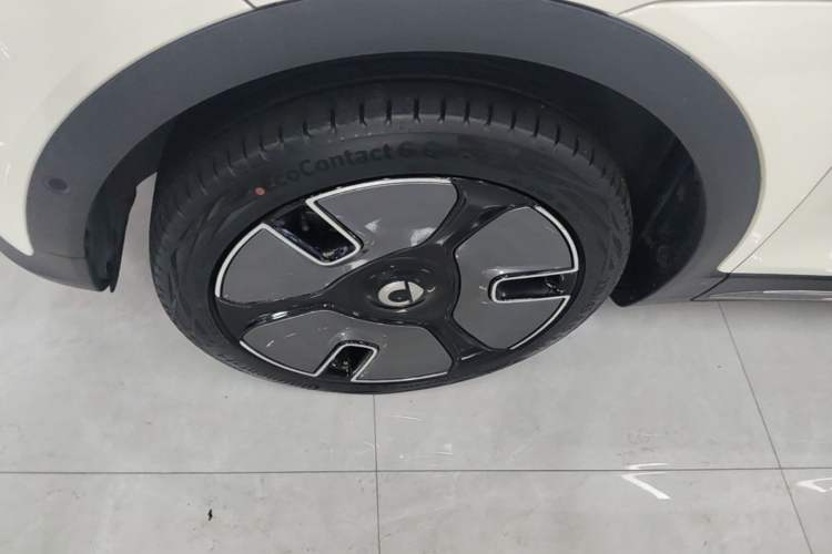 Used smart #1 2024 Premium Edition Left Front Wheel Hub