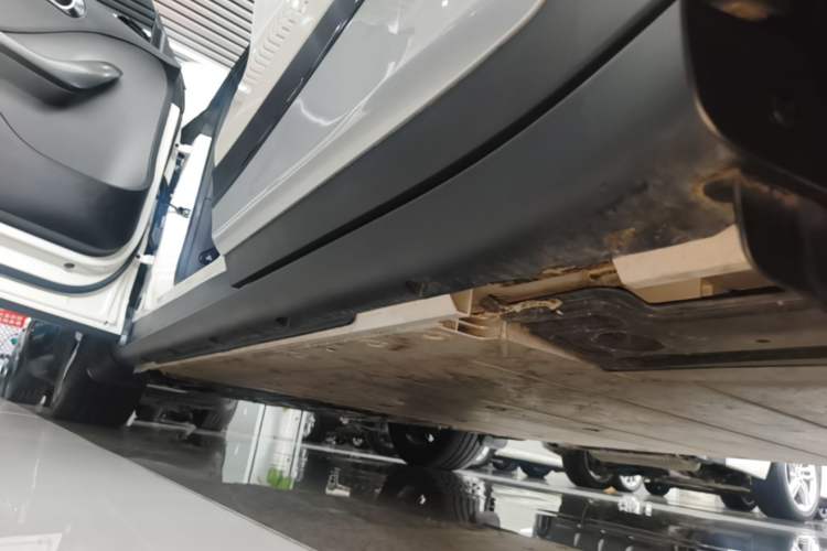 Used smart #1 2024 Dynamic Standard Edition Left Side Sill
