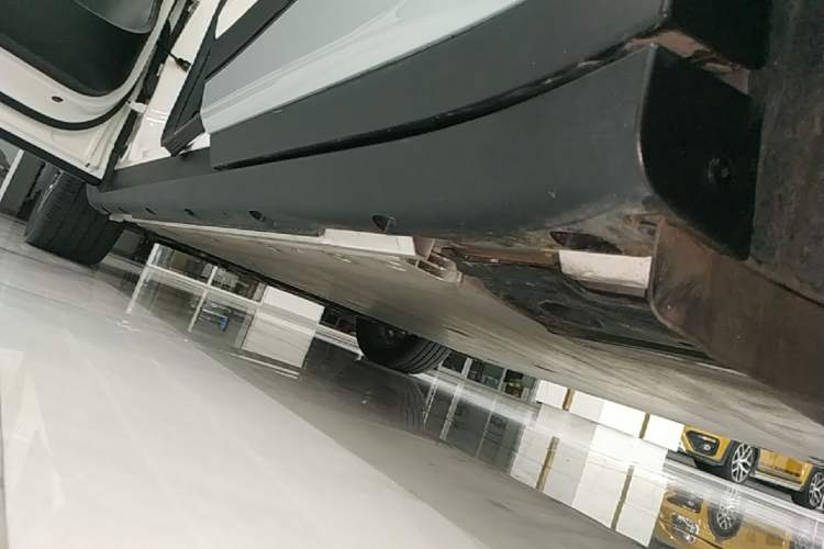 Used smart #1 2024 Dynamic Standard Edition Left Side Sill