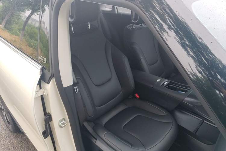 Used smart #1 2024 Dynamic Standard Edition Right Front Seat