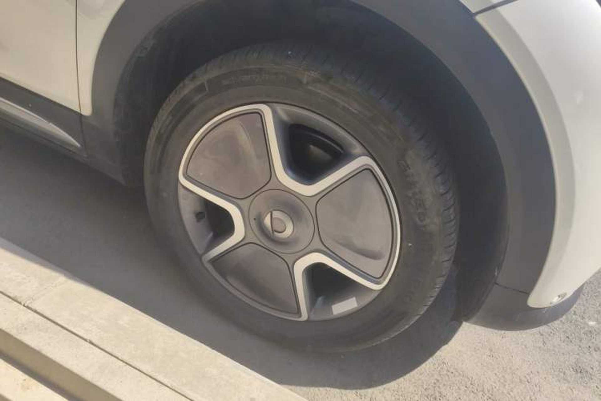 Used smart #1 2024 Dynamic Long-Range Edition Right Front Wheel Hub