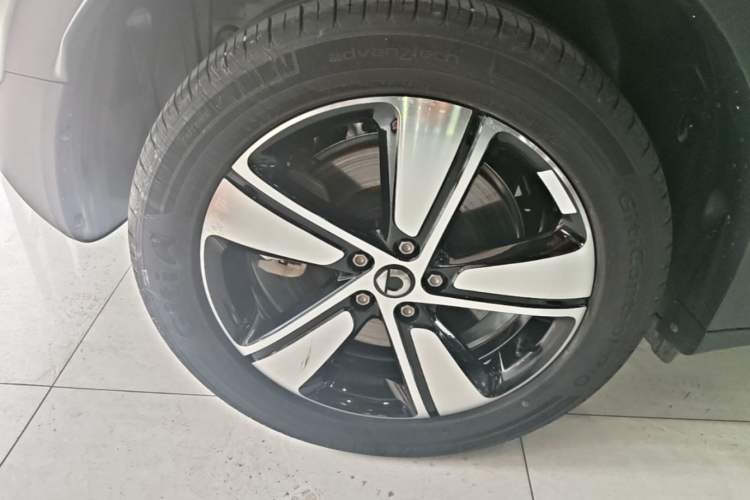 Used smart #1 2024 Dynamic Standard Edition Right Rear Wheel Hub