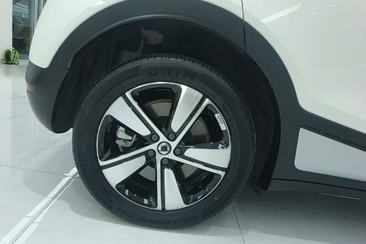 Used smart #1 2024 Dynamic Standard Edition Right Rear Wheel Hub