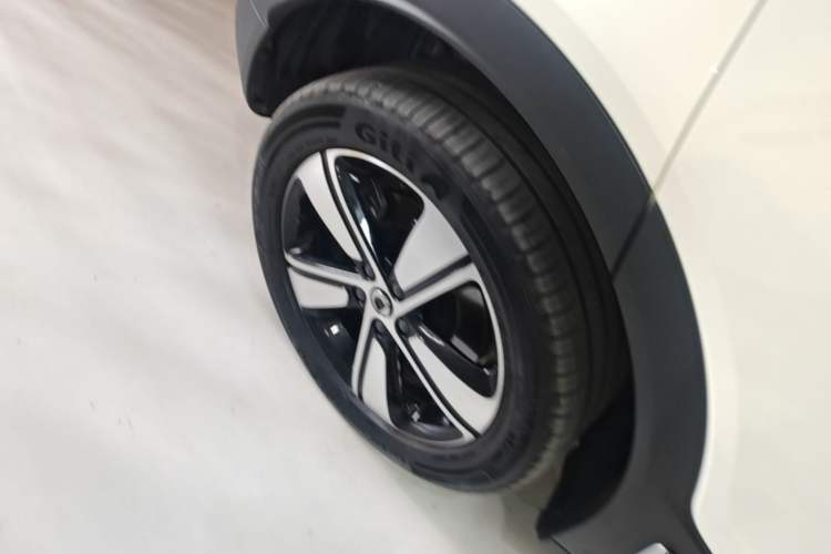 Used smart #1 2024 Dynamic Standard Edition Right Rear Wheel Hub