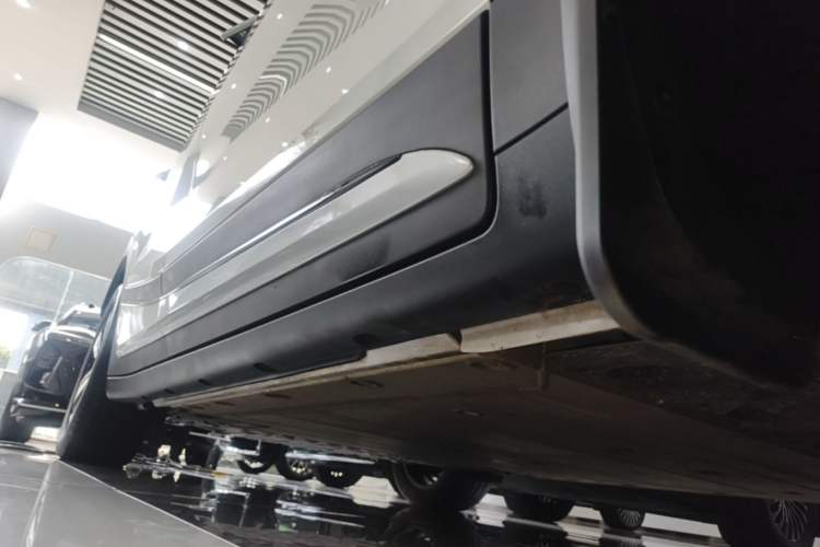 Used smart #1 2024 Dynamic Standard Edition Right Side Sill