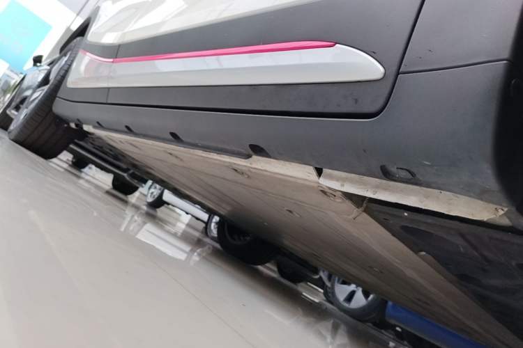 Used smart #1 2024 Dynamic Standard Edition Right Side Sill