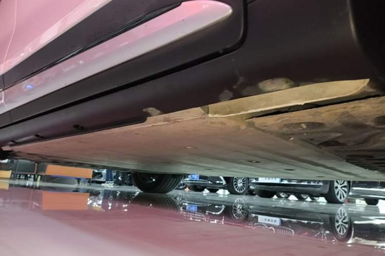 Used smart #1 2024 Dynamic Standard Edition Right Side Sill