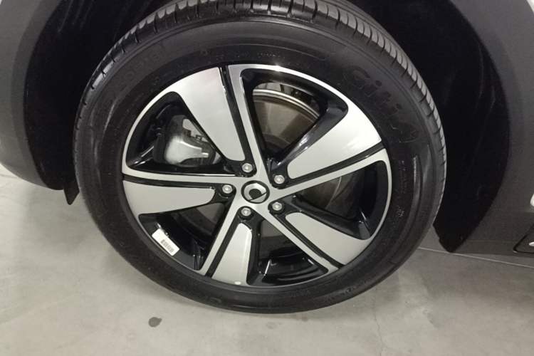 Used smart #1 2026 Dynamic Long-Range Edition Left Front Wheel Hub
