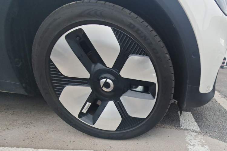 Used smart #1 2026 Dynamic New Luxury Edition Right Front Wheel Hub