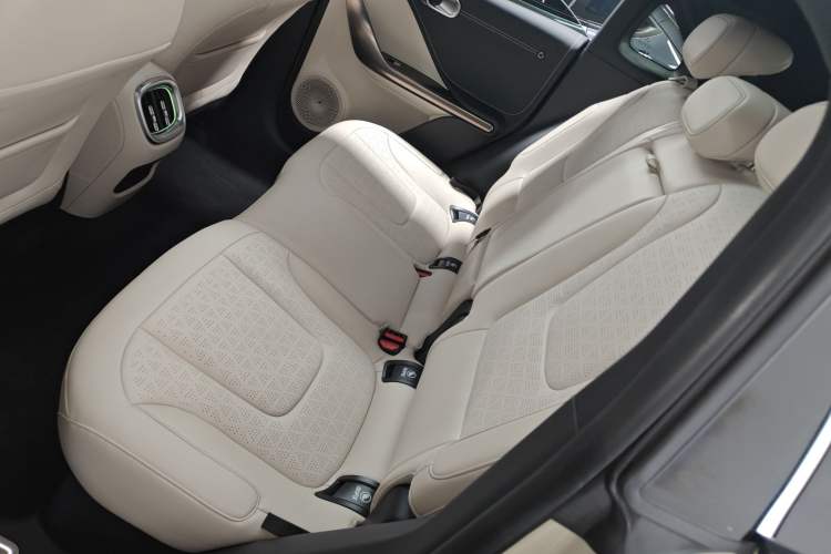 Used smart #1 2026 Dynamic New Luxury Edition Left Rear Seat