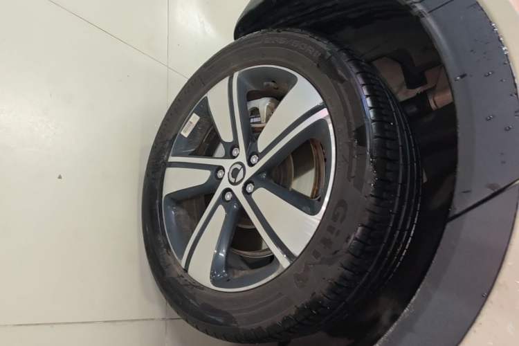 Used smart #1 2026 Dynamic Long-Range Edition Right Rear Wheel Hub