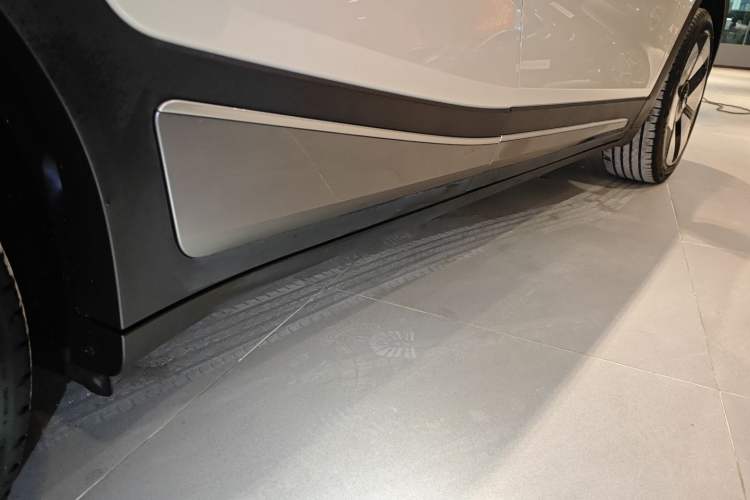 Used smart #1 2026 Dynamic New Luxury Edition Right Side Sill