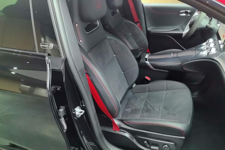 Used smart #3 2023 BRABUS Performance Edition Right Front Seat