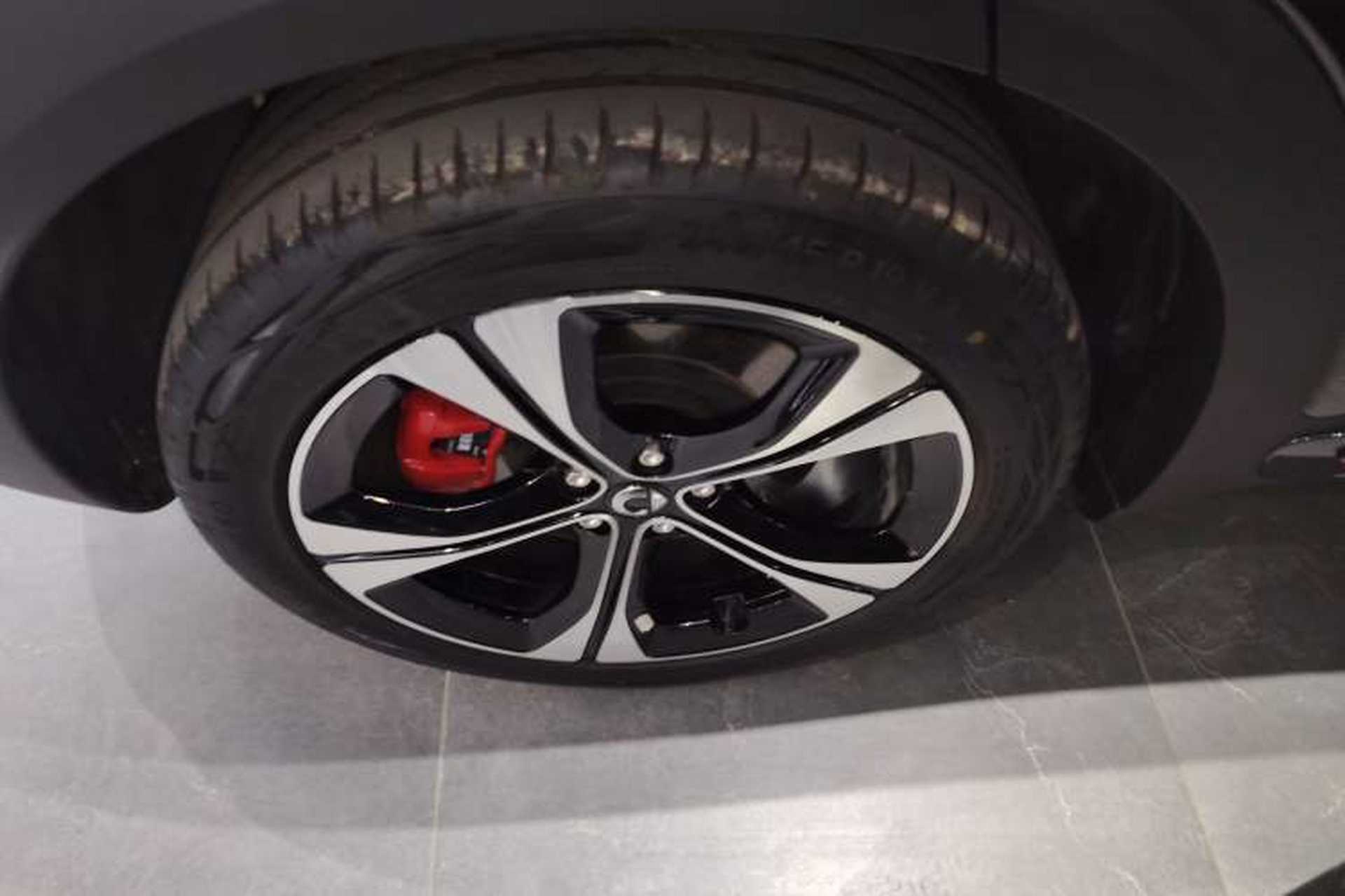 Used smart #3 2023 BRABUS Performance Edition Right Rear Wheel Hub