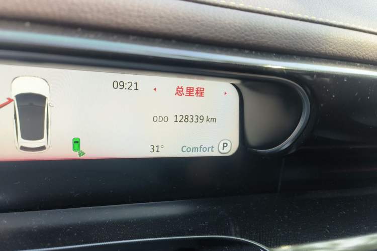 Used smart #3 2023 Pulse Four-Wheel Drive Edition Odometer Close Up