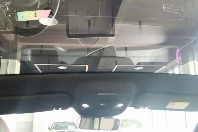 Used smart #3 2023 Pulse Four-Wheel Drive Edition Headliner