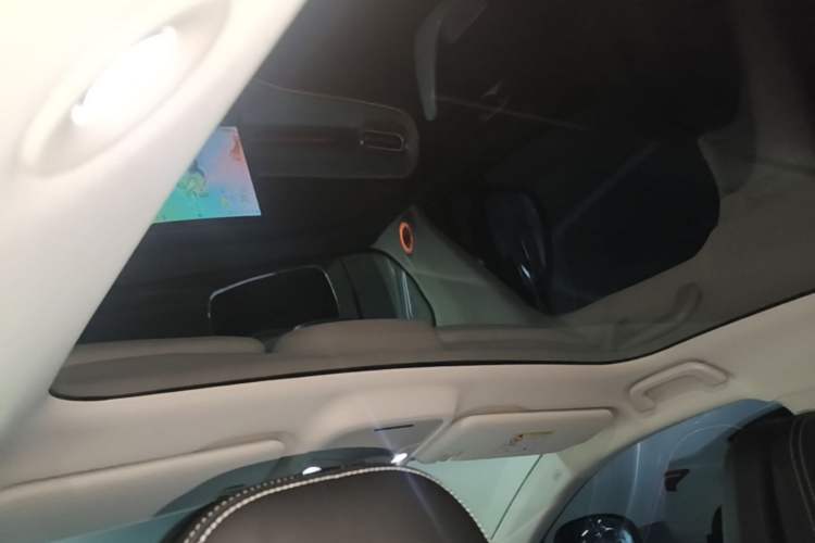 Used smart #3 2023 Pulse Four-Wheel Drive Edition Headliner