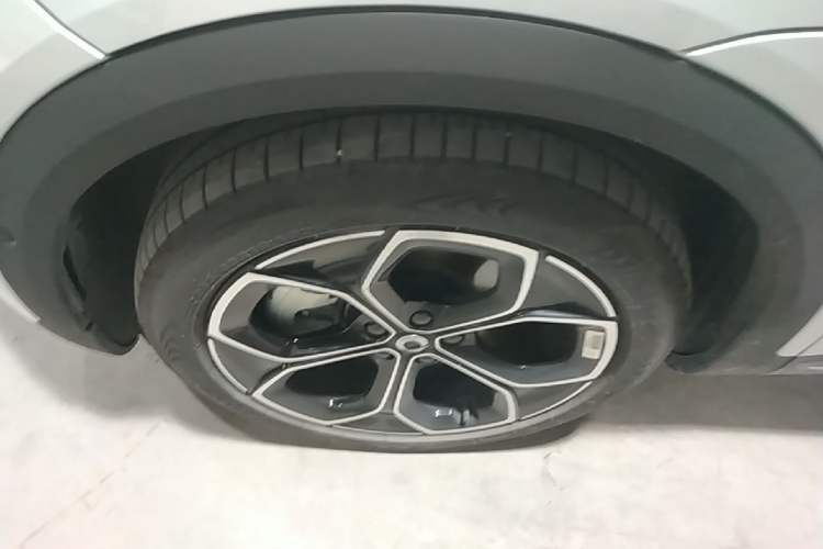 Used smart #3 2023 Pulse Four-Wheel Drive Edition Left Front Wheel Hub