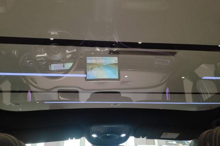 Used smart #3 2023 Pulse Four-Wheel Drive Edition Headliner